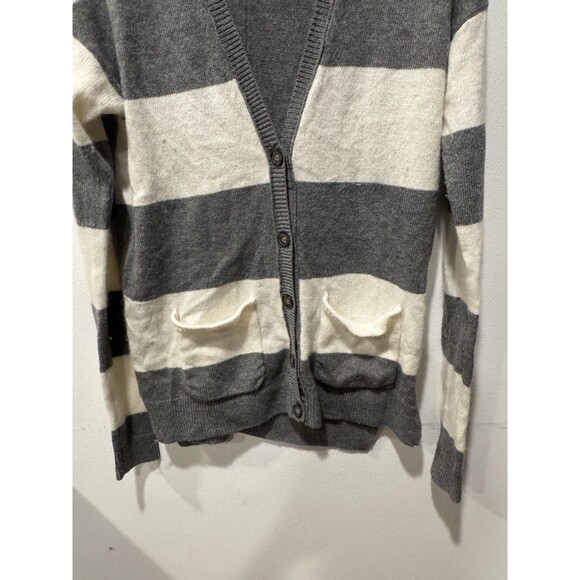 Abercrombie & Fitch Y2K 90s White Gray V-Neck Cardigan Academia Prep Sz Large - Picture 4 of 7